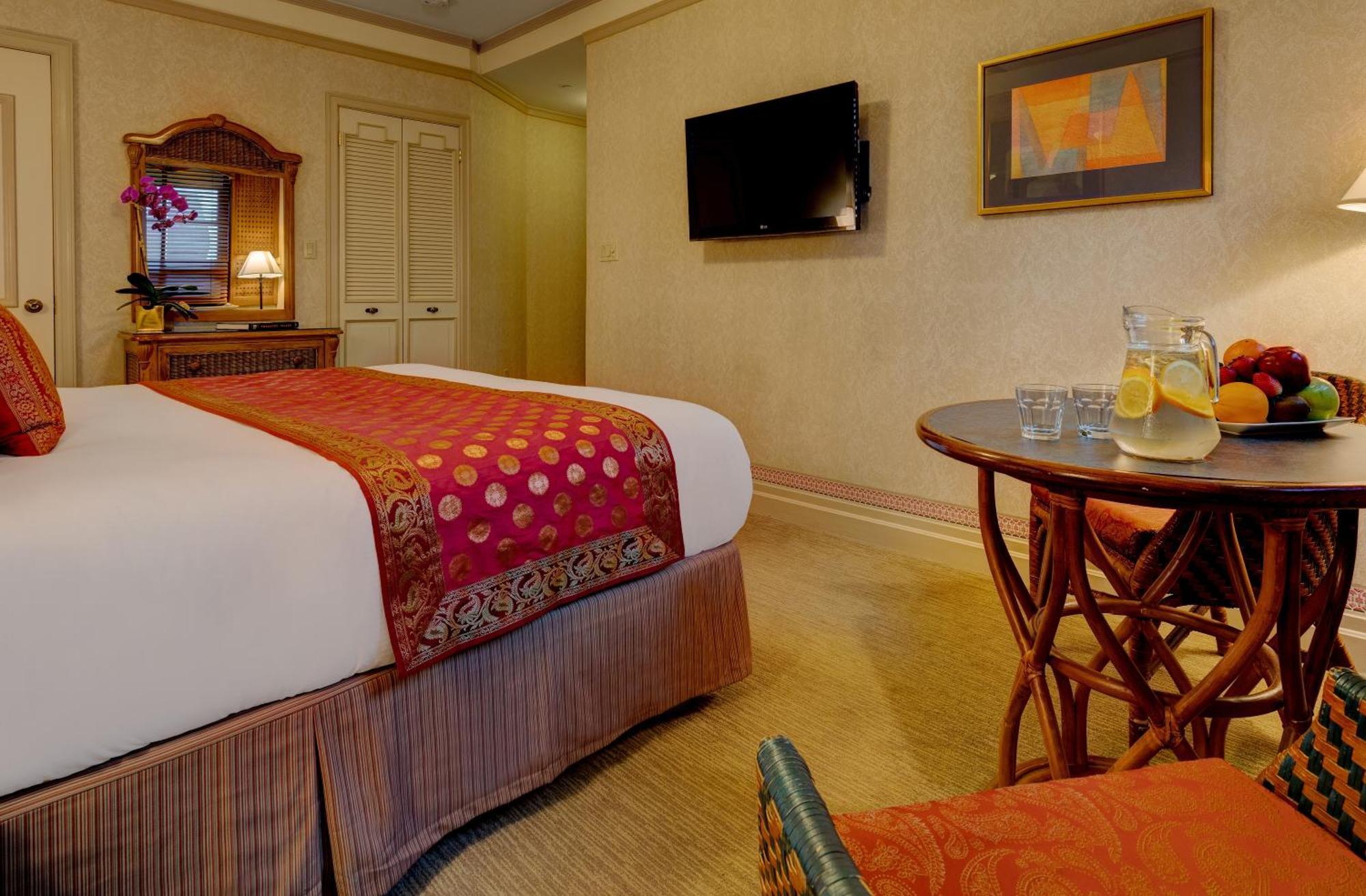 Premium Accessible Room 1 King Bed,1275837184:JPEG