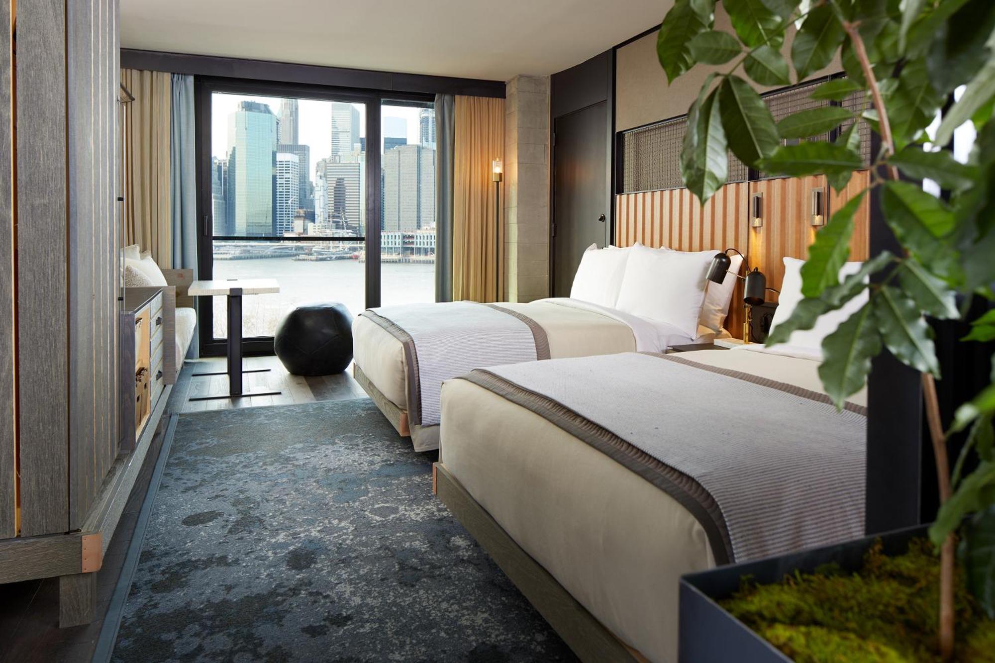 Double Room Skyline