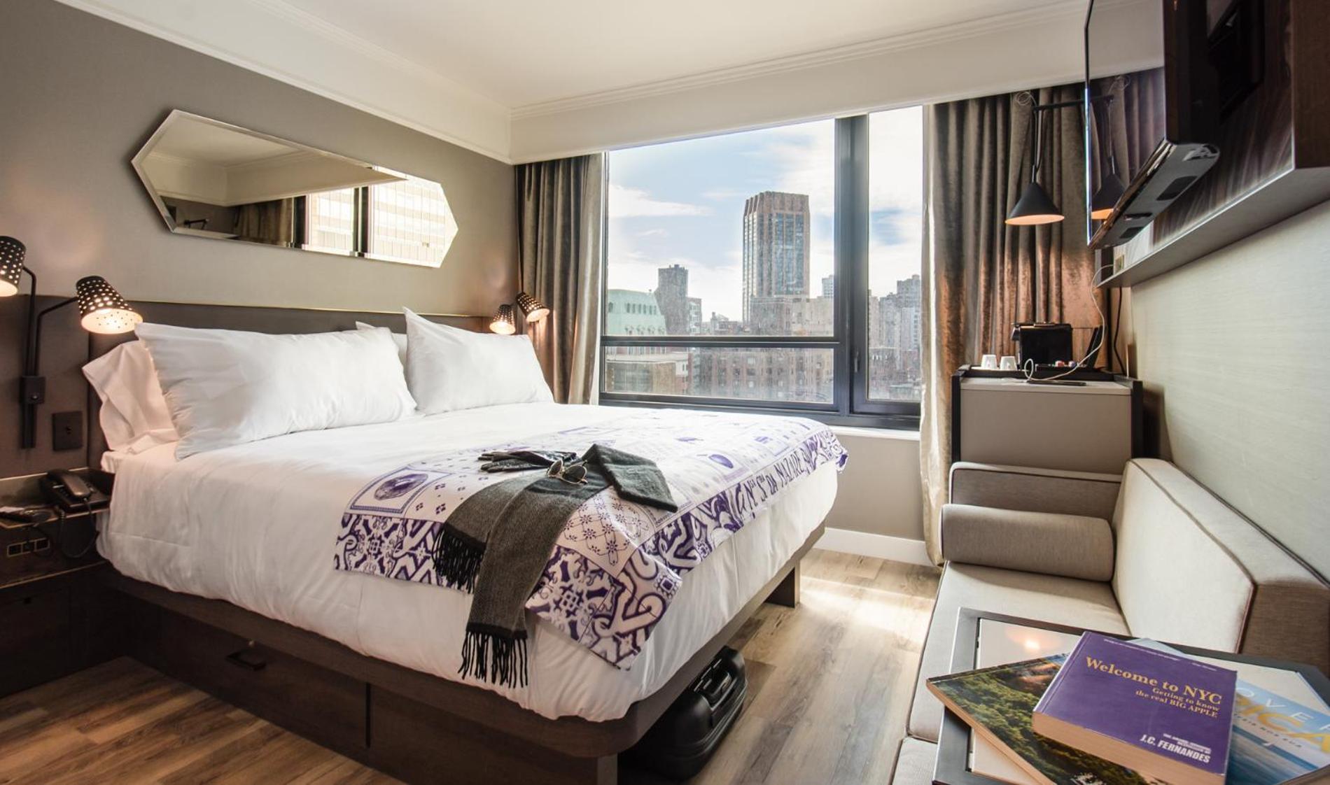 Superior Room City View