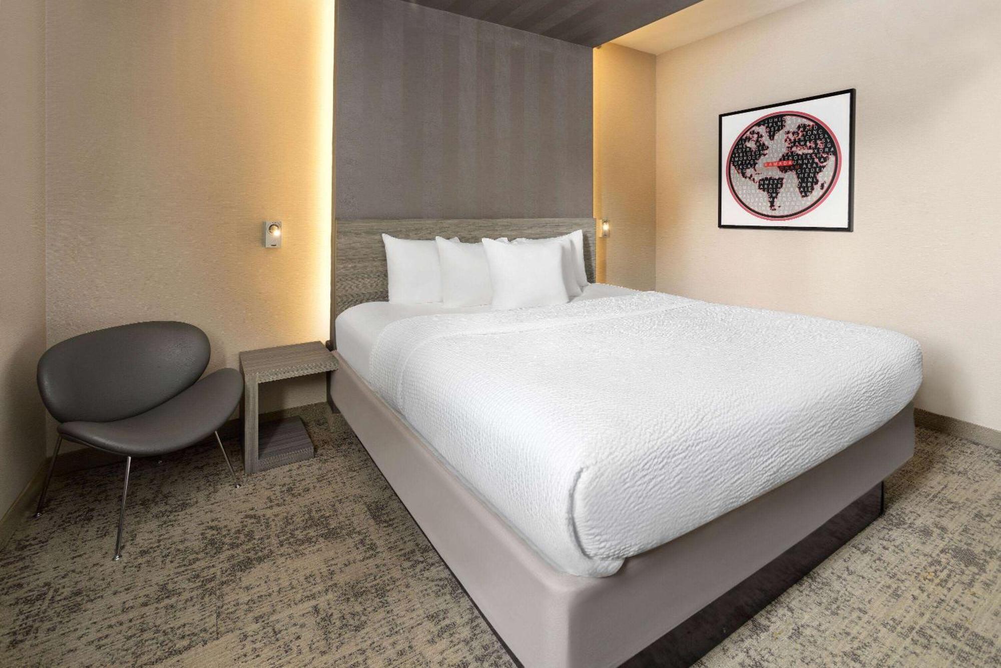 Executive King Room Non-Smoking