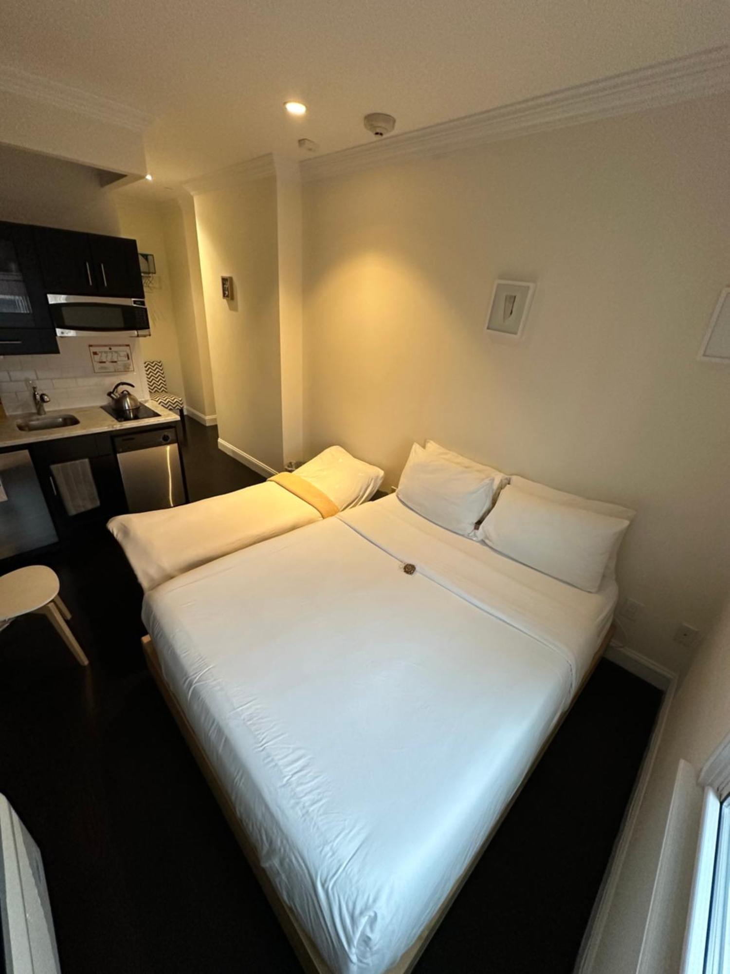 Deluxe Double Room Extra Bed