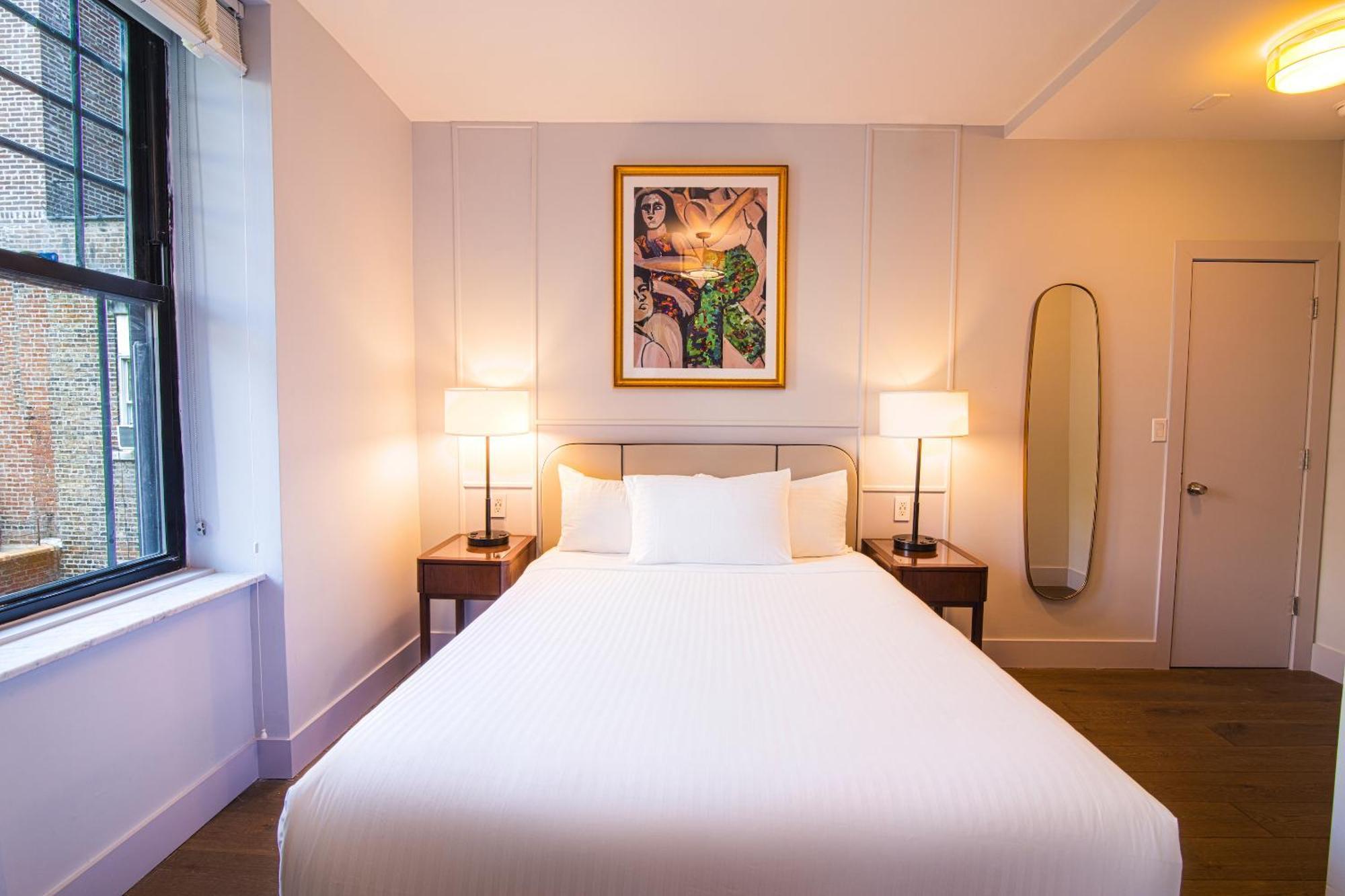 Standard 1 Full Bed