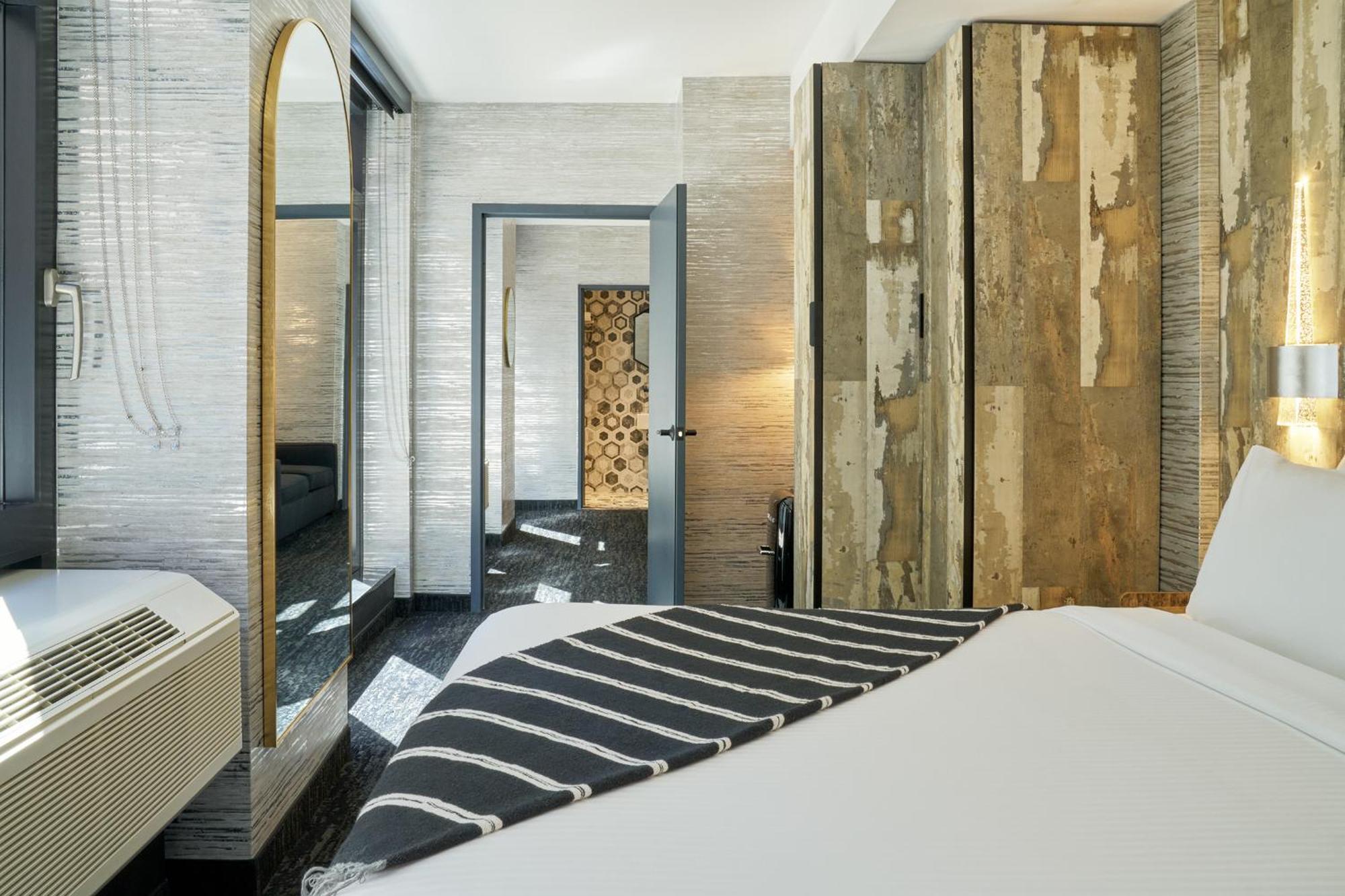 ADA Penthouse Suite