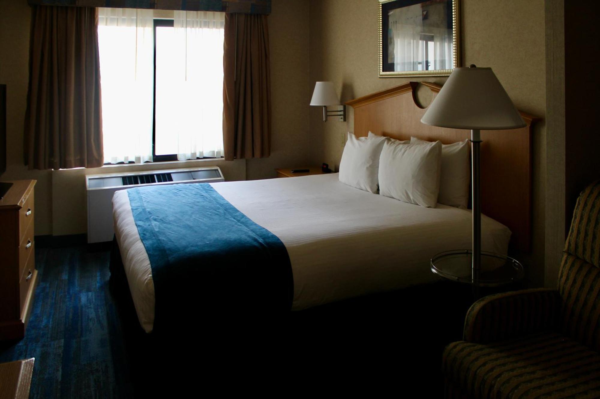 Deluxe King Room,1645654853:JPEG