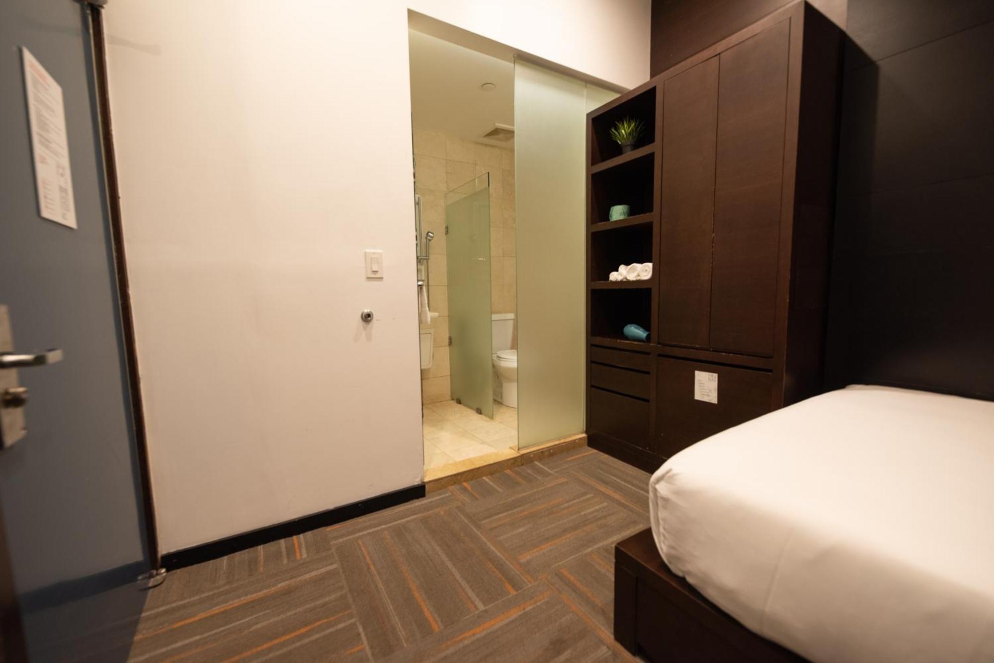 Compact Room