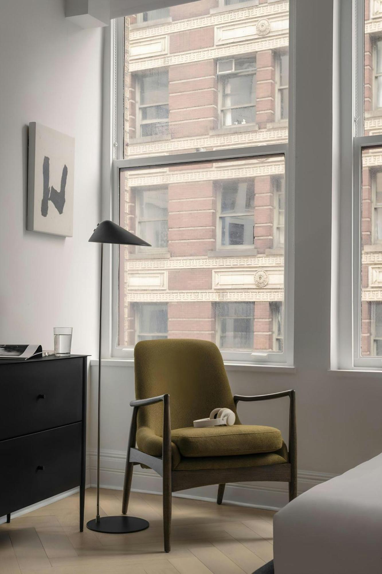 Queen Room Kitchenette