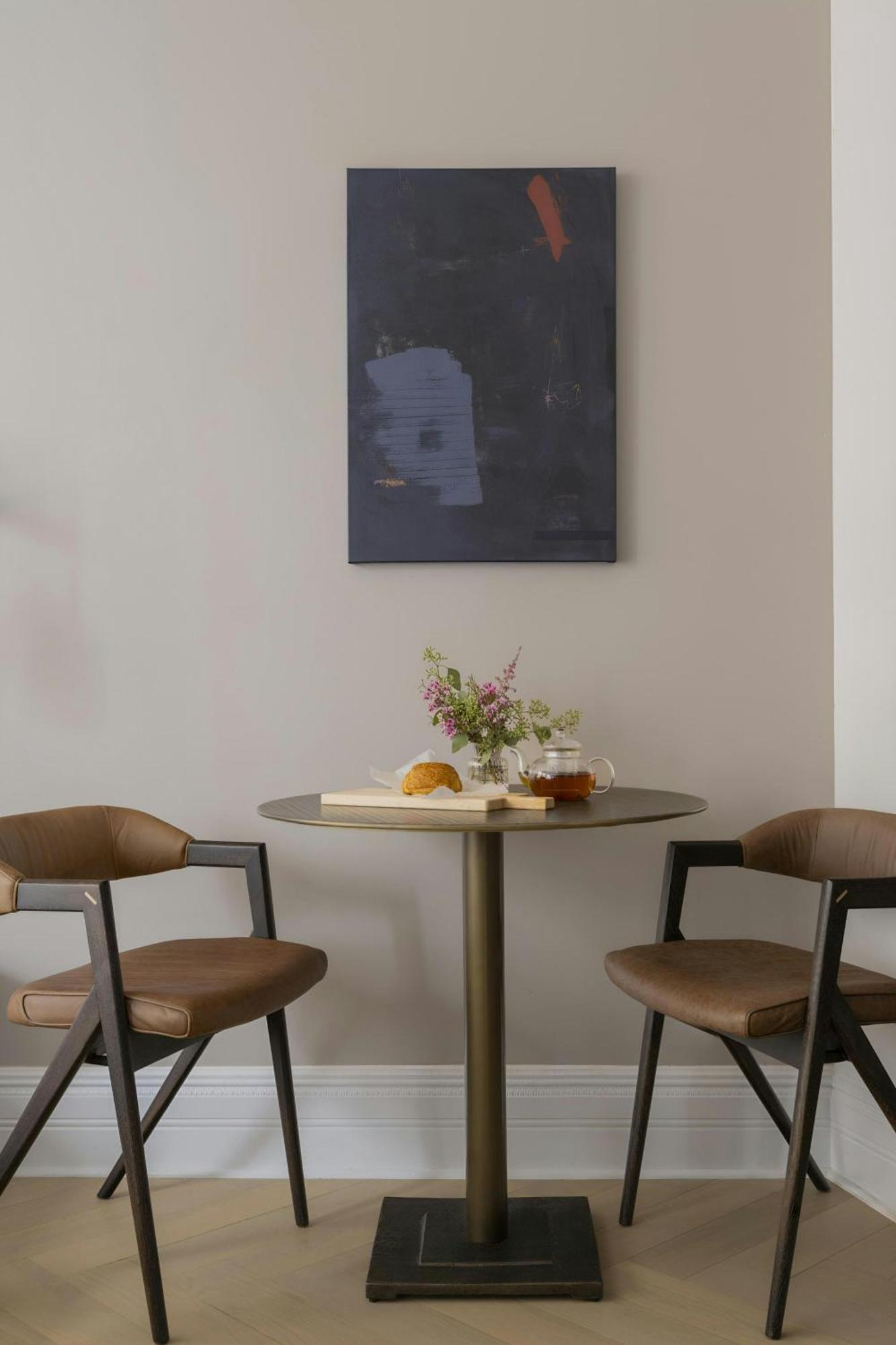 Queen Room Kitchenette