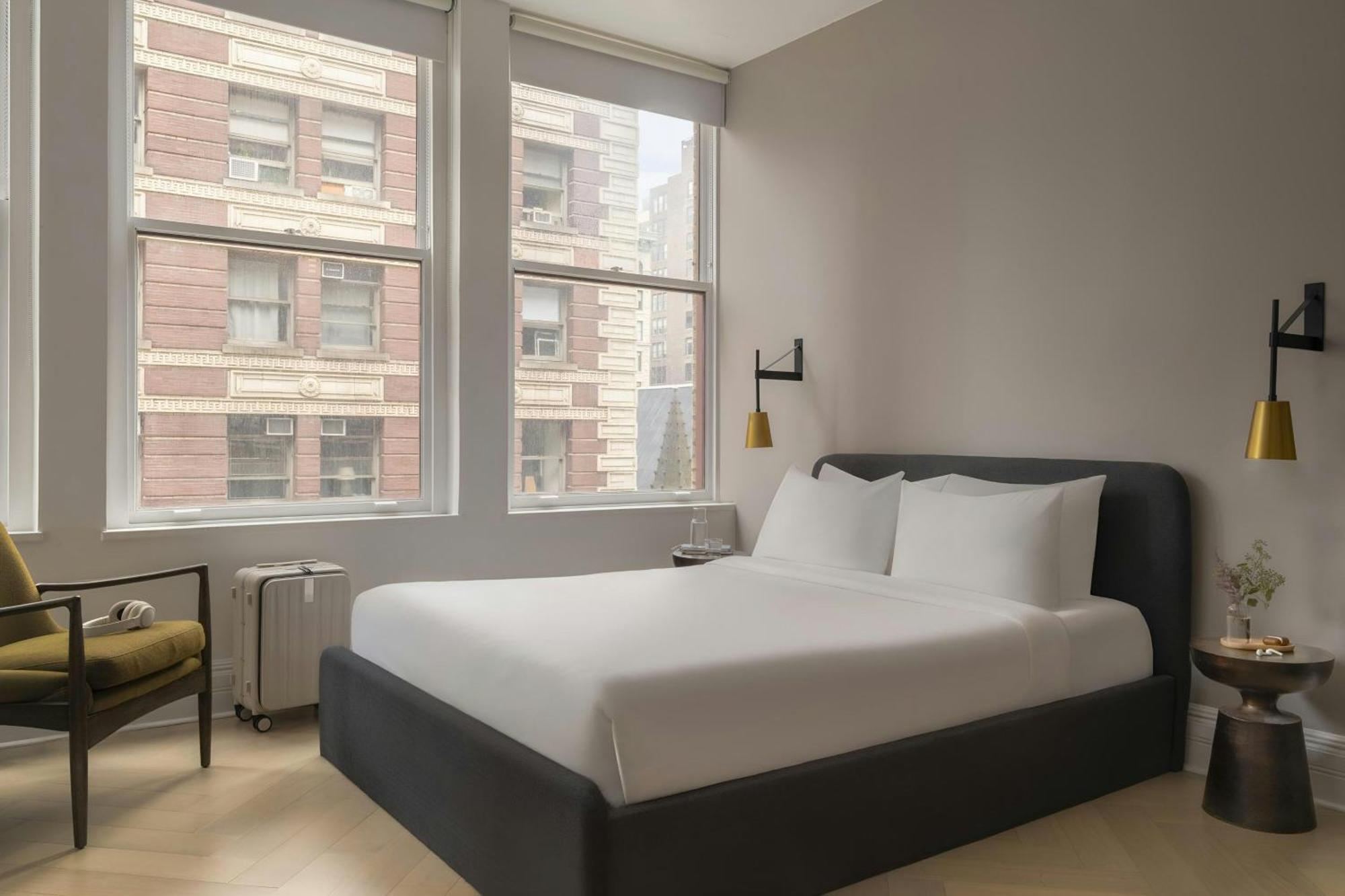 Queen Room Kitchenette