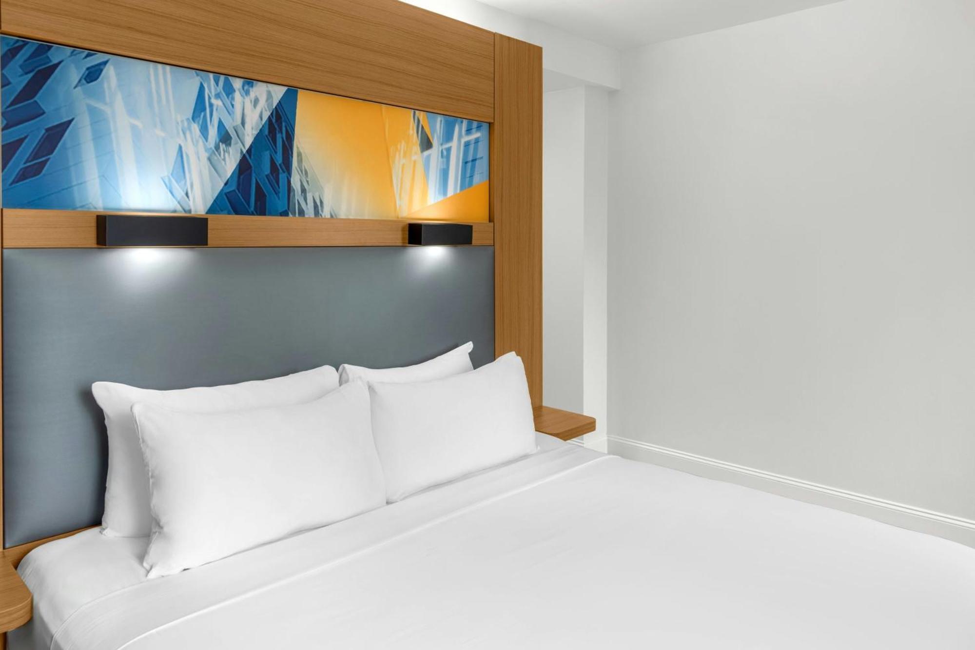 Guest Room 1 King