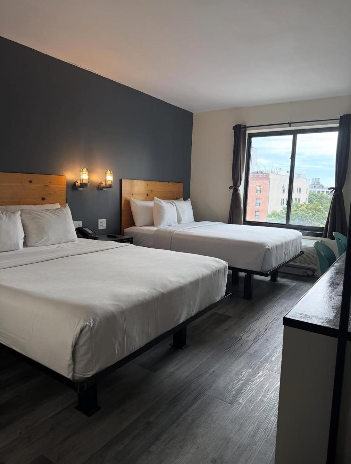Queen Room Two Queen Beds