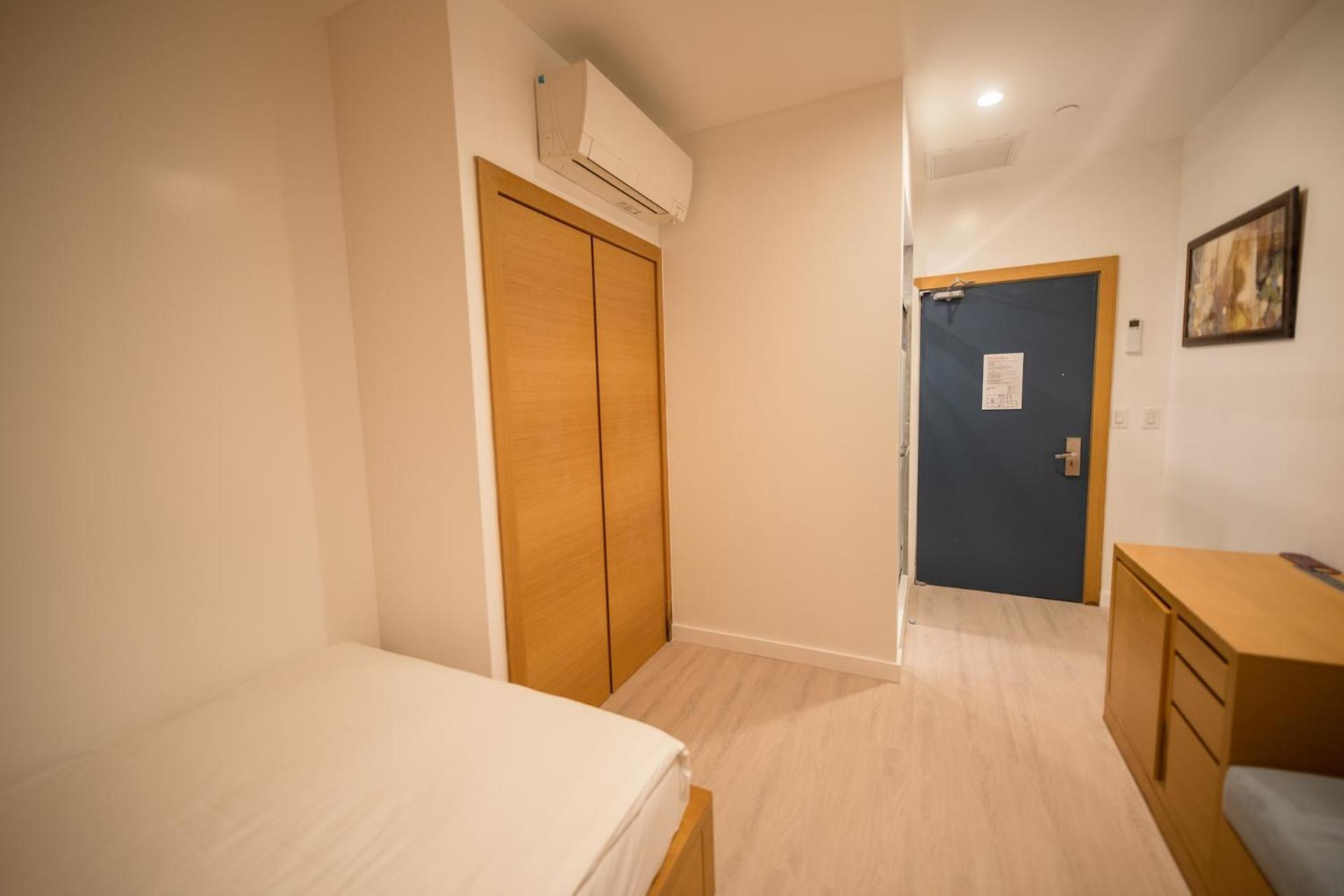 Compact Room
