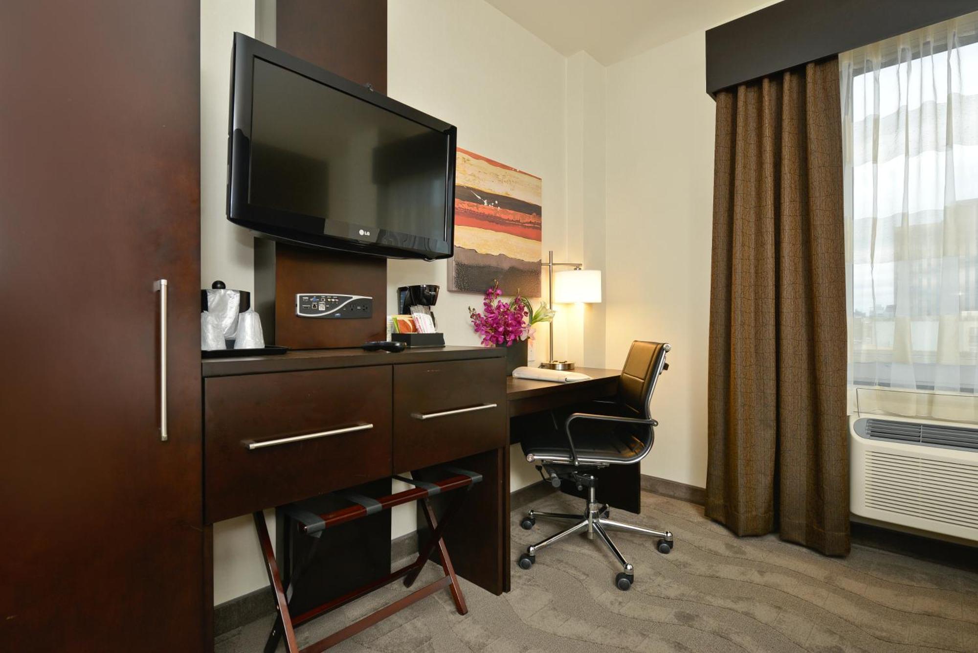 Standard Double Room with Two Double Beds,1275841075:JPEG