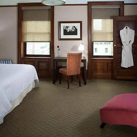 Hotel Wales-2